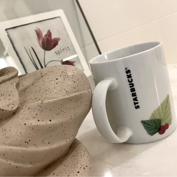 Starbucks Other - 2011 Starbucks collection Winter